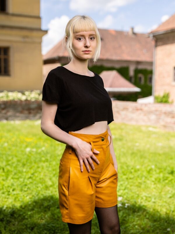 Marilyn Yellow – Leather High-Waist Shorts